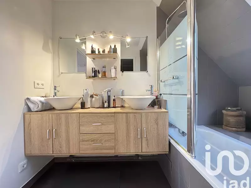 Maison, 147 m²