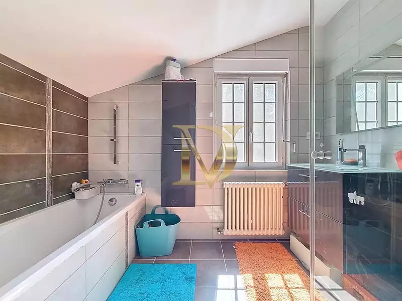 Maison, 148 m²