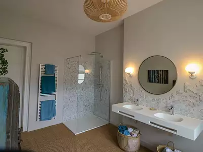 Maison, 275 m²