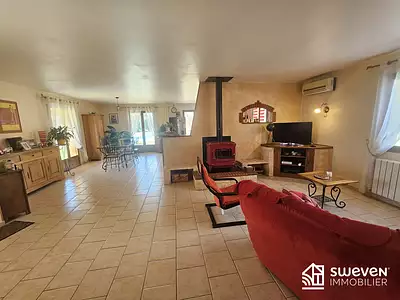 Maison, 163 m²