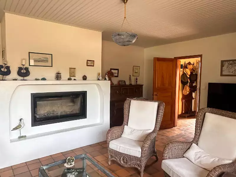 Maison, 215 m²