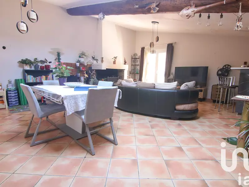 Maison, 195 m²