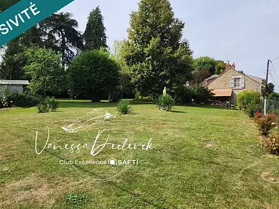 Terrain, 900 m²