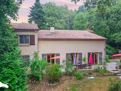 Maison, 280 m²