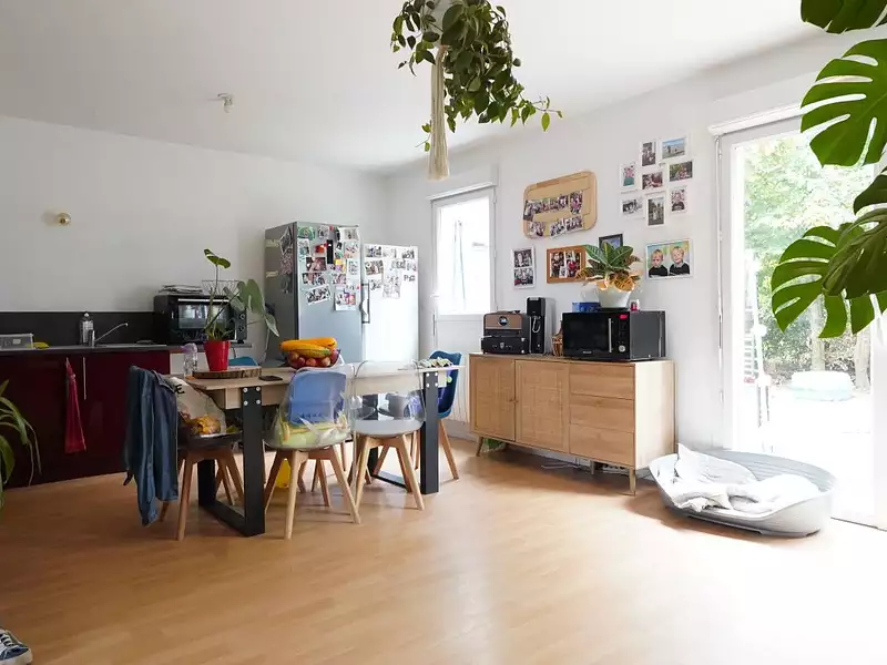 Immeuble, 81 m²