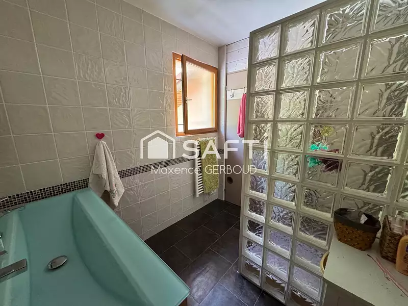 Maison, 160 m²