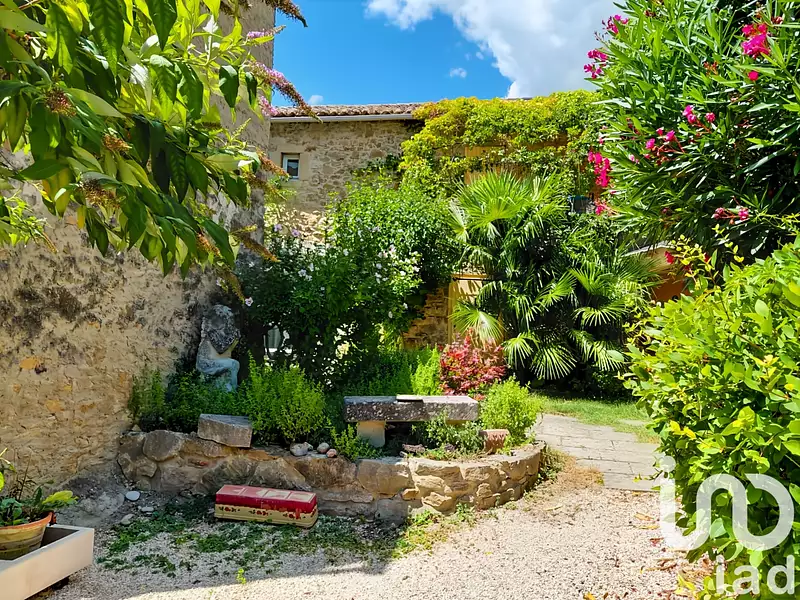 Maison, 230 m²