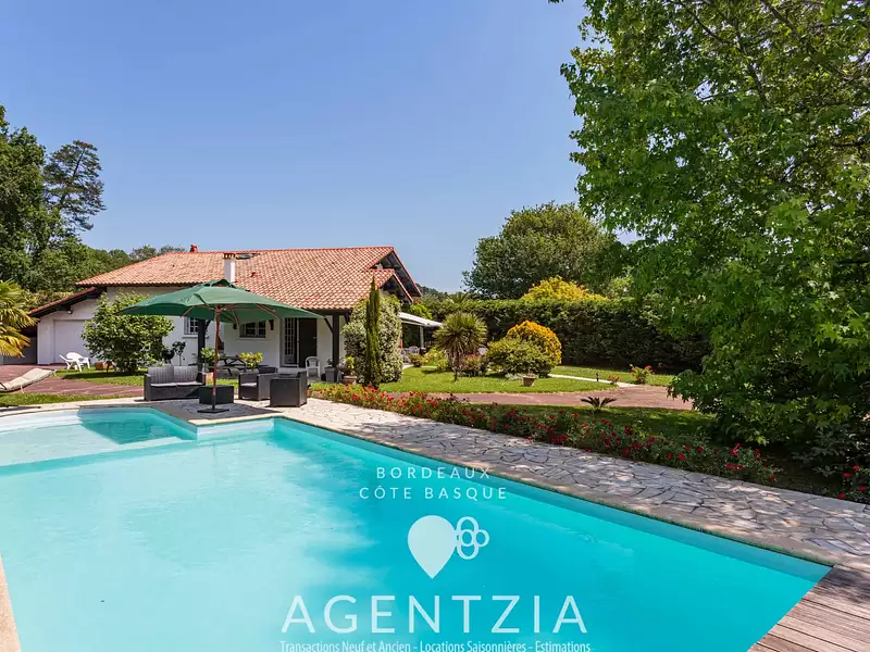 Maison, 165 m²