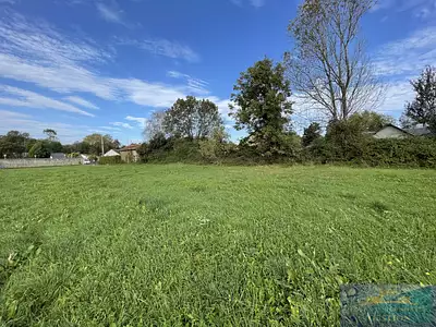 Terrain, 7 288 m²