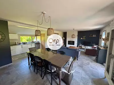 Maison, 146 m²