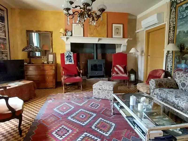 Maison, 240 m²