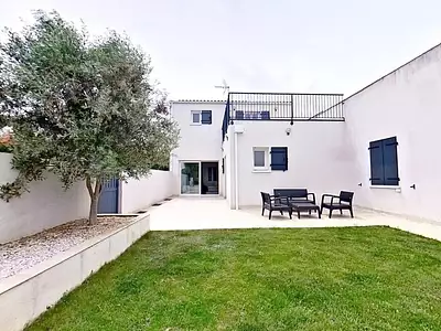 Maison, 102 m²