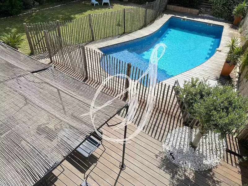 Maison, 270,65 m²