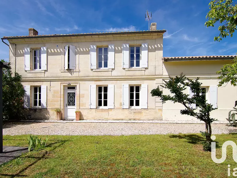 Maison, 180 m²