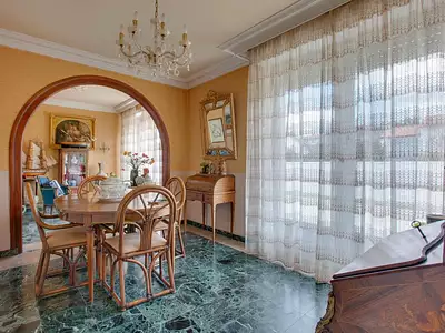 Maison, 184 m²