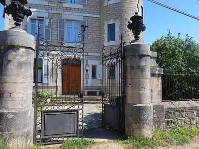 Maison, 280 m²