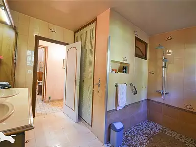 Maison, 195 m²
