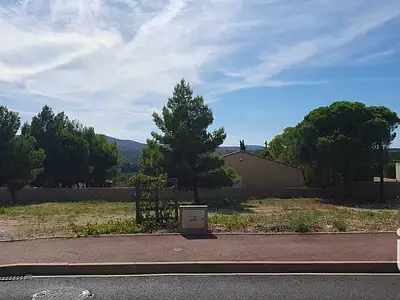 Terrain, 1 017 m²