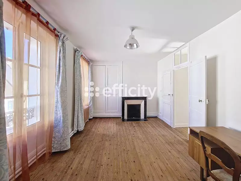 Maison, 220 m²