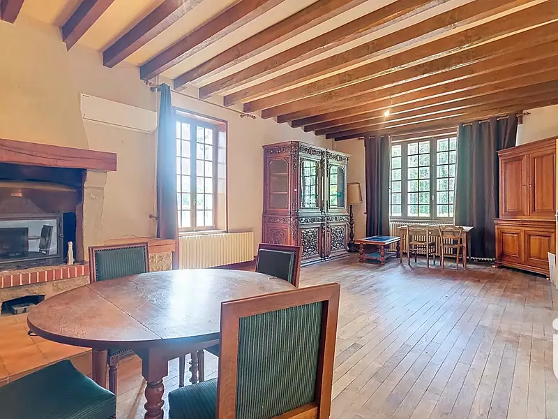 Maison, 215 m²