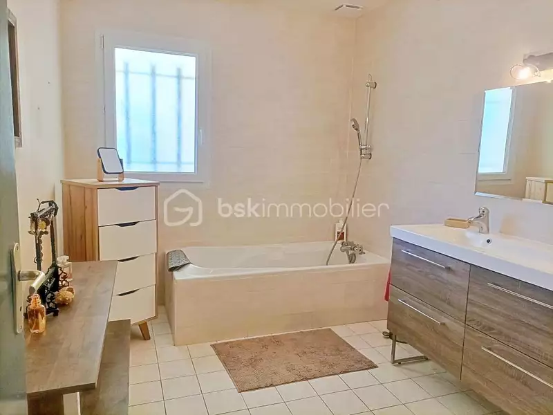 Maison, 132 m²