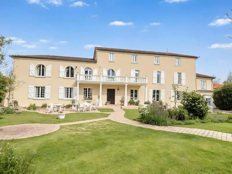 Maison, 535 m²