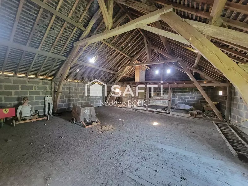 Maison, 222 m²