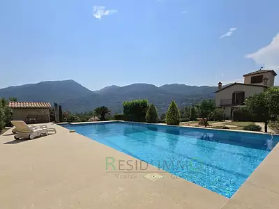 Maison, 163 m²