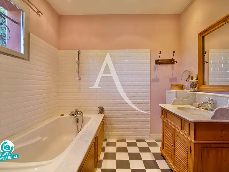 Maison, 138 m²