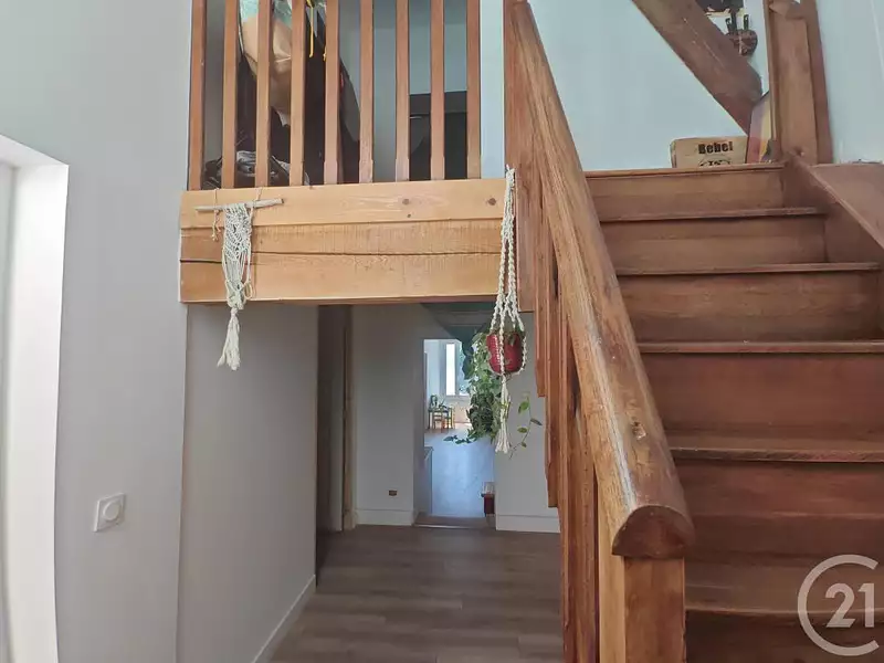 Immeuble, 281 m²
