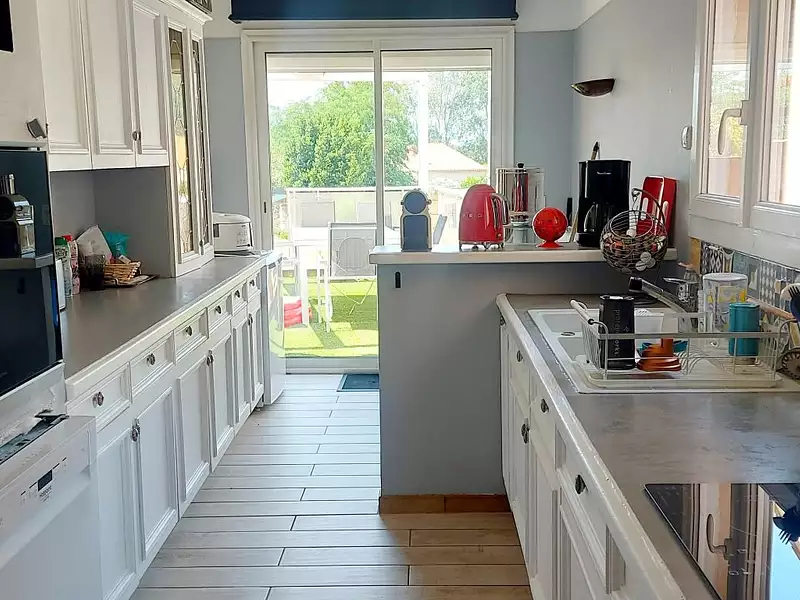 Maison, 260 m²