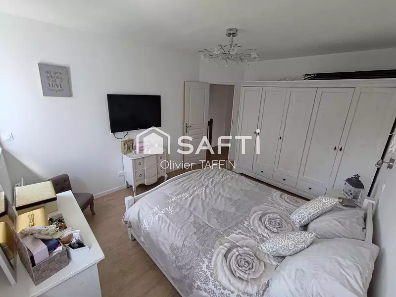 Maison, 121 m²