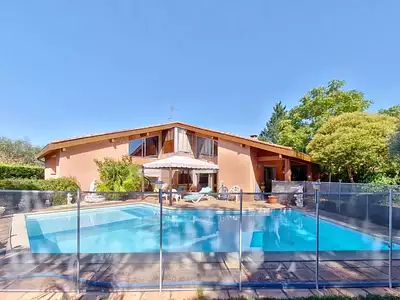 Maison, 340 m²