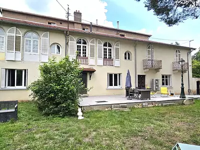 Maison, 268 m²