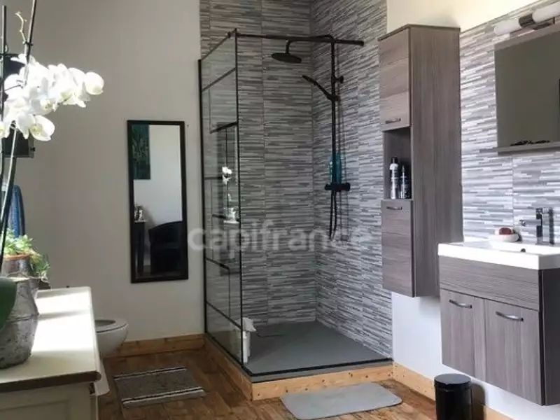 Maison, 175 m²