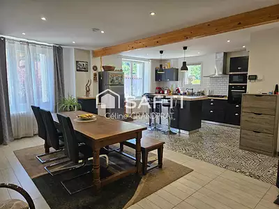 Maison, 155 m²