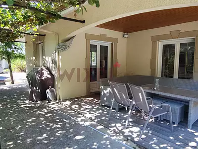 Maison, 243,78 m²