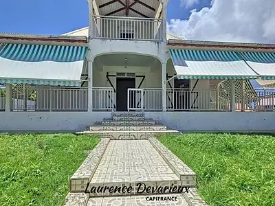 Maison, 204 m²