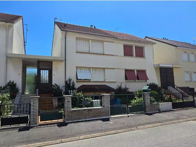 Maison, 122 m²