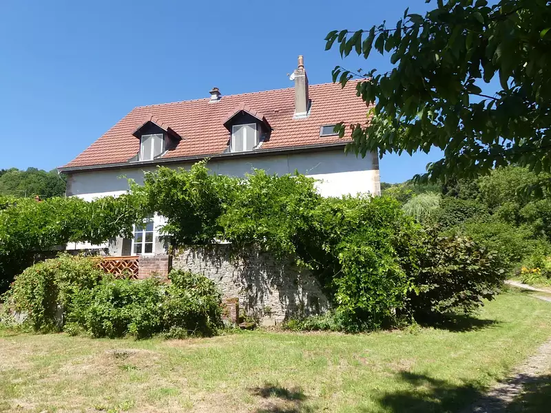 Maison, 196 m²