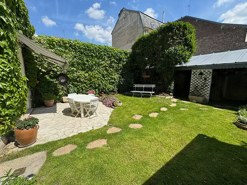 Maison, 183 m²