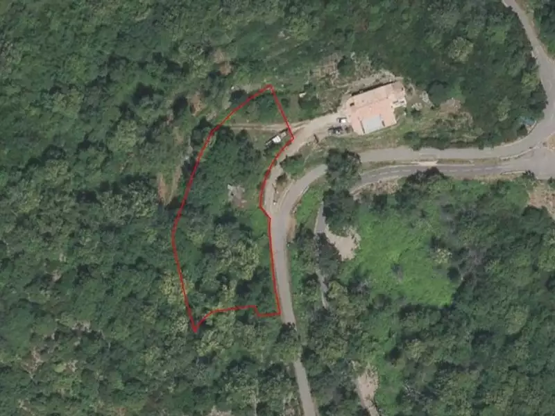 Terrain, 2 378 m²