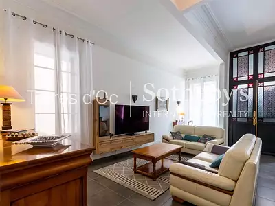 Maison, 250 m²