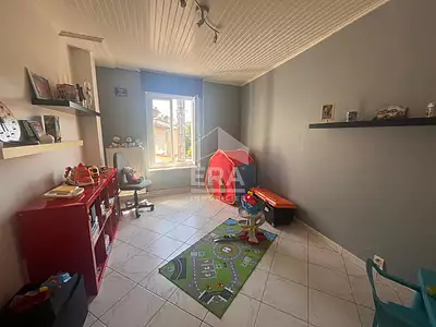 Maison, 210 m²