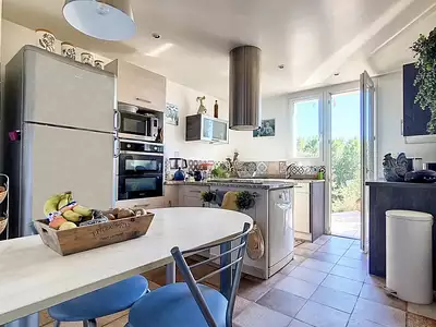 Maison, 220 m²