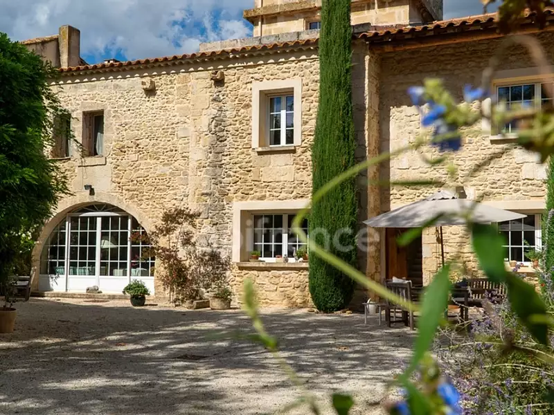 Maison, 560 m²