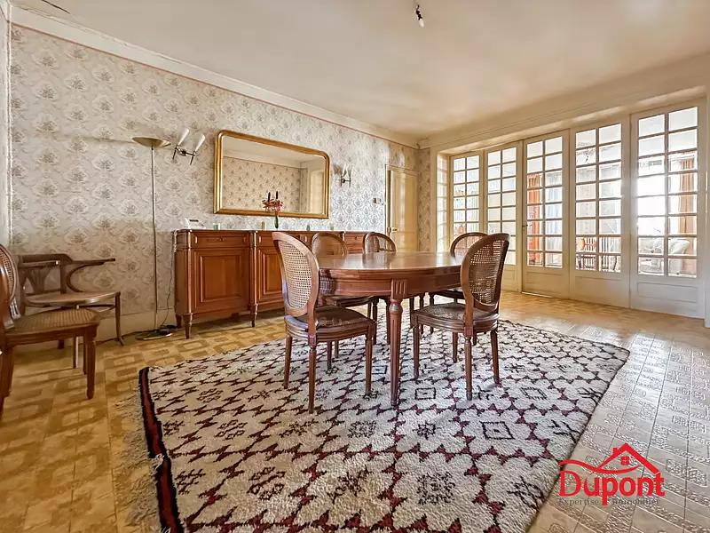 Maison, 167 m²