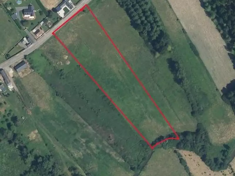 Terrain, 13 080 m²