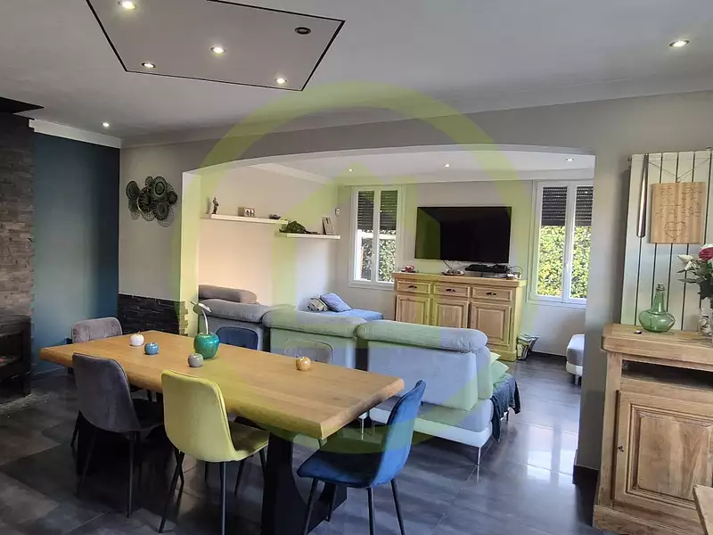 Maison, 93 m²