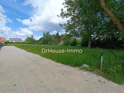 Terrain, 683 m²